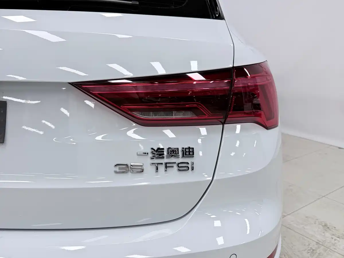 Audi Q3, миниатюра 9