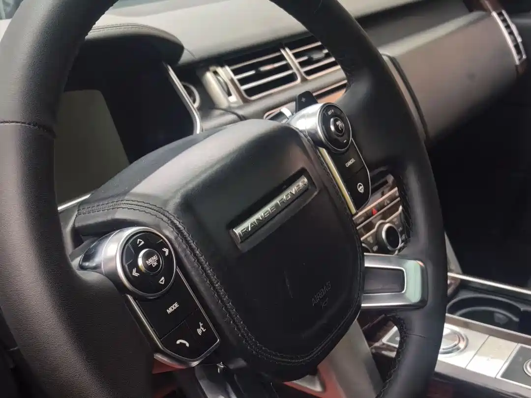 Land Rover Range Rover 2015 3.0 TDV6 Vogue фото 14