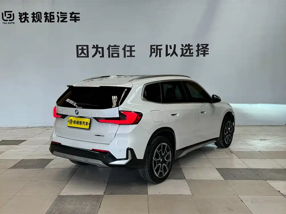 BMW X1 2023 sDrive25Li X Design Package фото 4