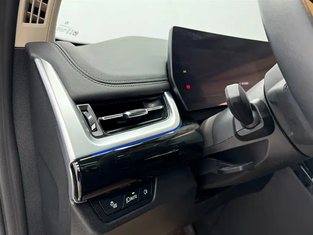 BMW X1 2023 sDrive25Li X Design Package фото 8