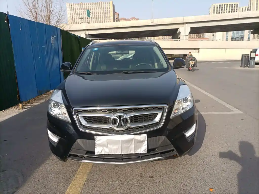 BAIC Senova X65 2016 2015 2.0T Automatic Elite
