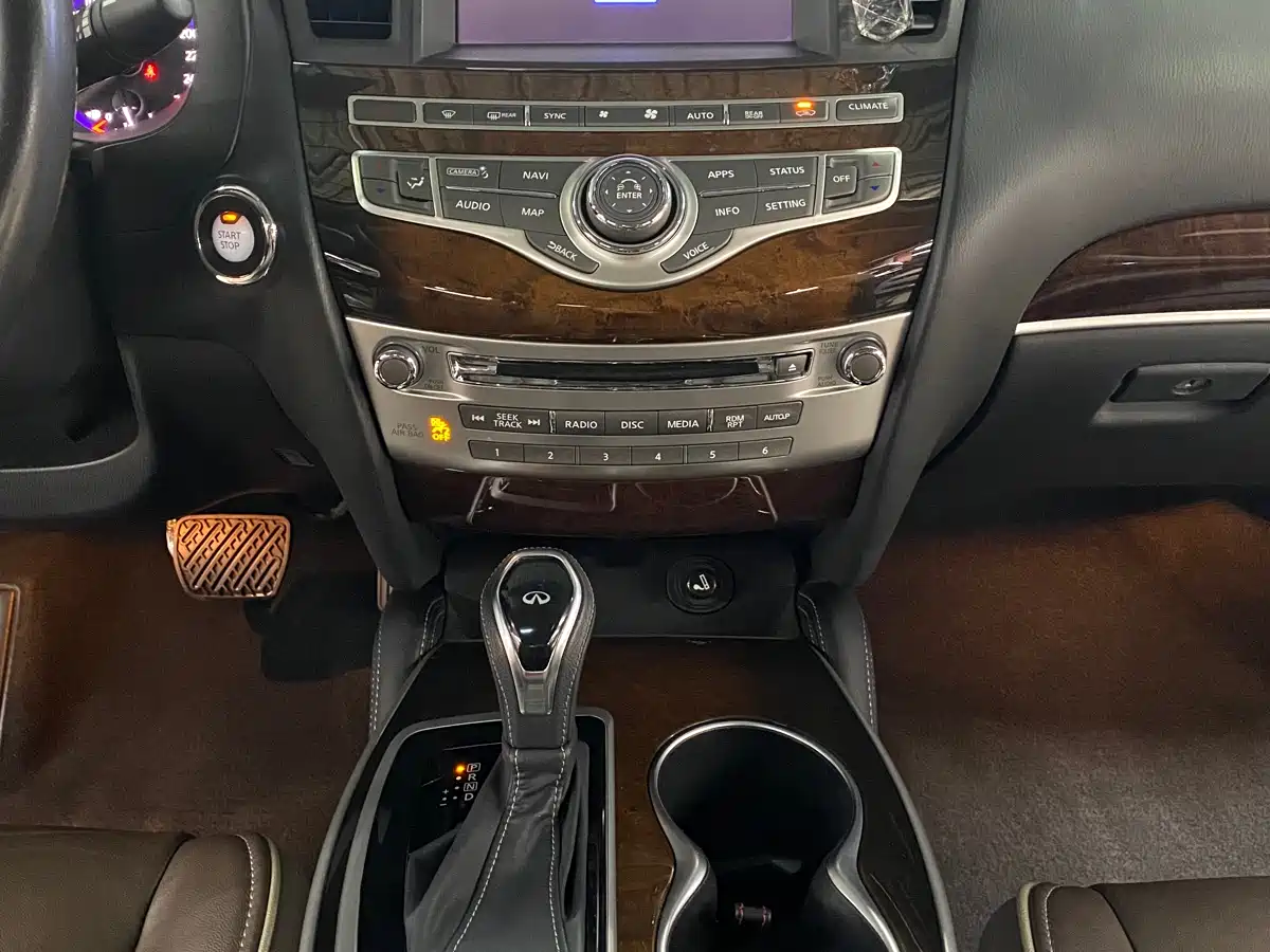 Infiniti QX60 (Import) 2020 2.5 S/C Hybrid 2WD Excellence Edition фото 16
