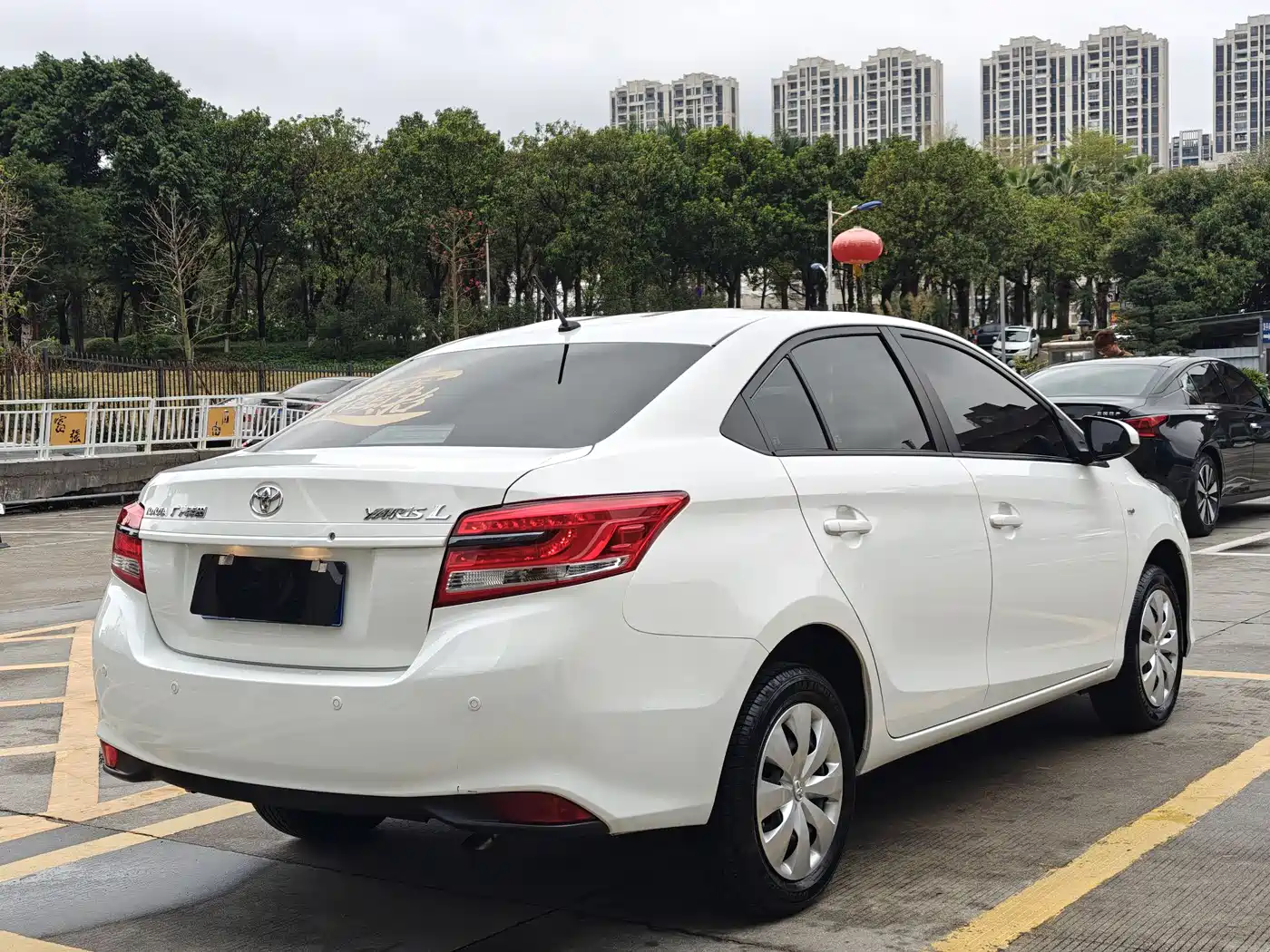 Toyota YARiS L Zhi Xiang 2021 1.5L CVT Leading Edition фото 4