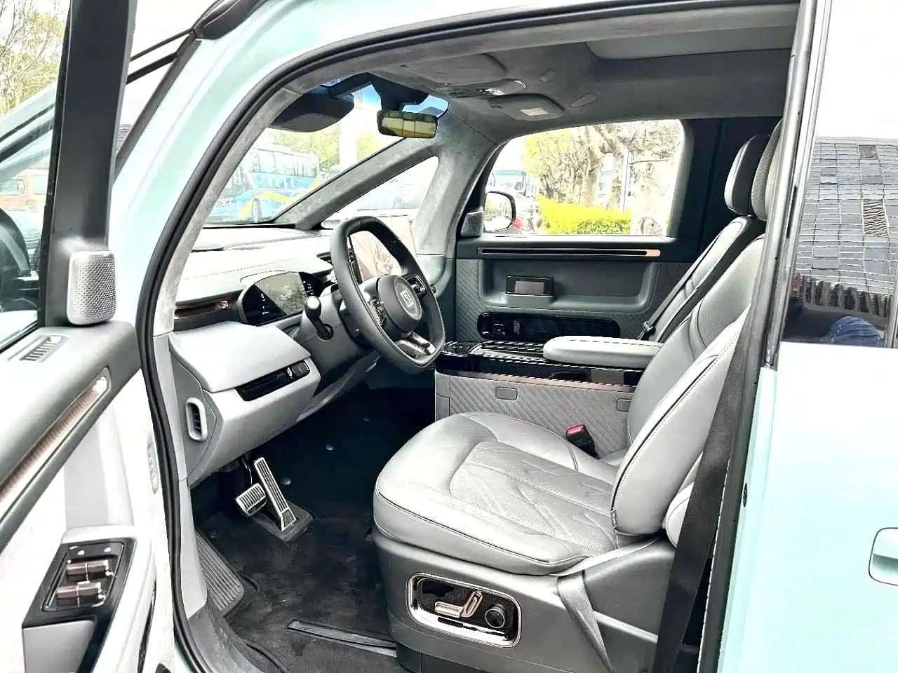 ZEEKR MIX 2024 2025 Smart Driving Edition