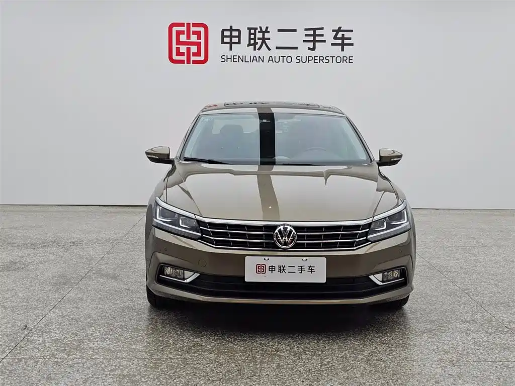 Volkswagen Passat 2017 330TSI DSG Prestige фото 5
