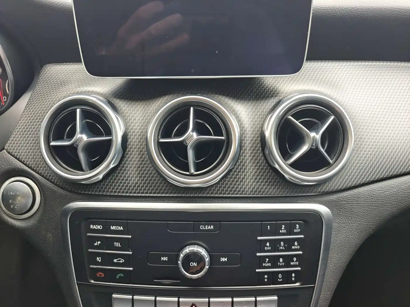 Mercedes-Benz GLA 2018 GLA 200 Dynamic фото 10