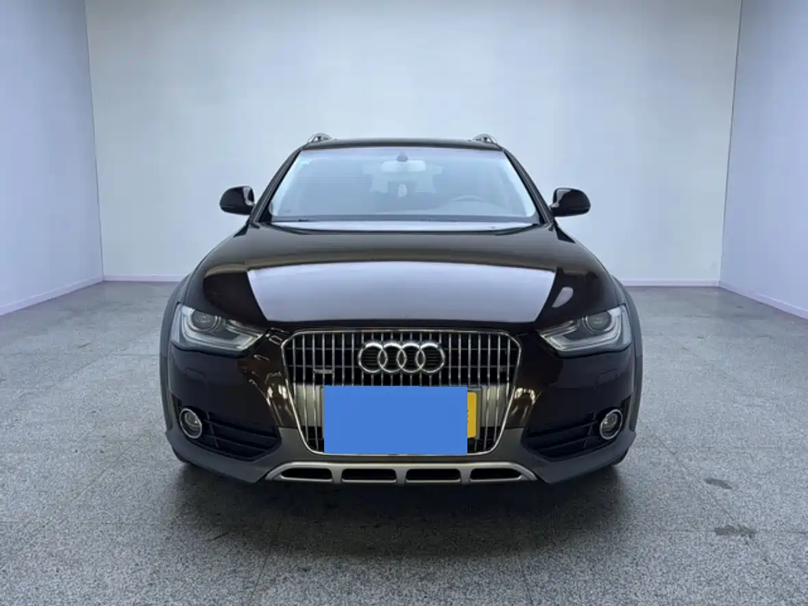 Audi A4 (Import) 2013 2013 40 TFSI allroad quattro Comfort