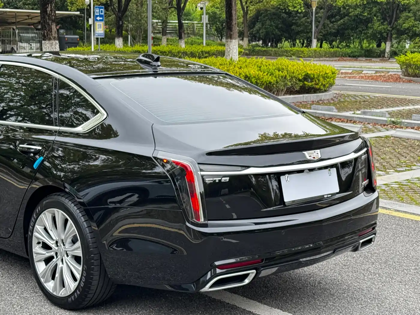 CADILLAC CT6