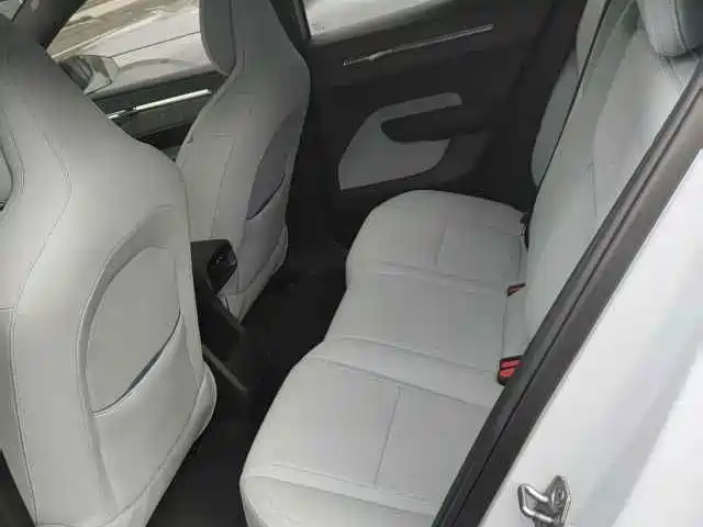 Volvo EX30 2024 2025 RWD Long Range Ultra