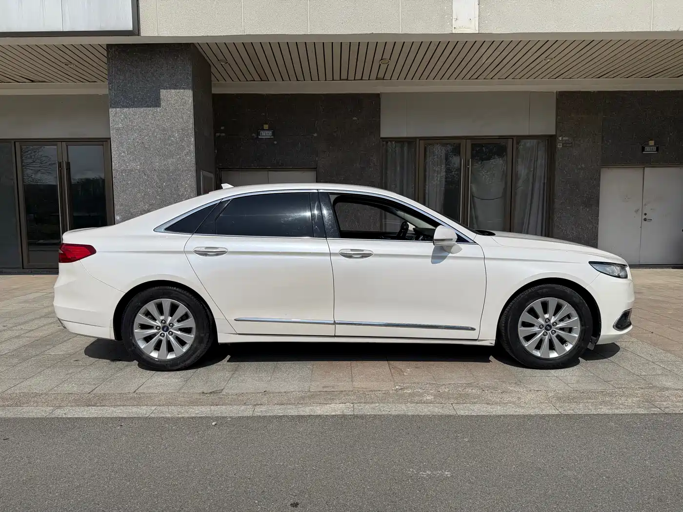 Ford Taurus 2017 2017 EcoBoost 180 Luxury