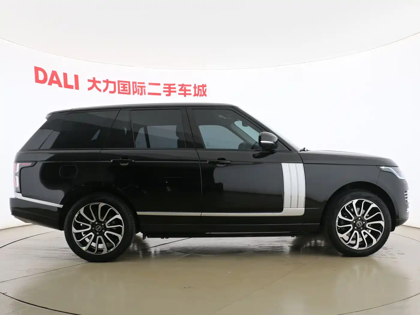 Land Rover Range Rover 2015 3.0 TDV6 Vogue фото 16