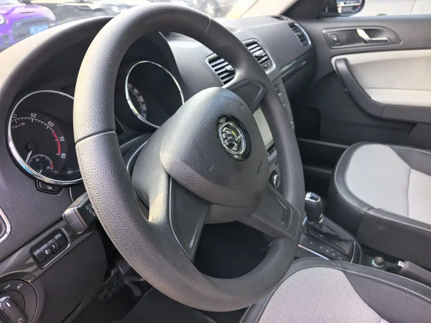Škoda Yeti 2016 1.4TSI DSG Forward Edition фото 21