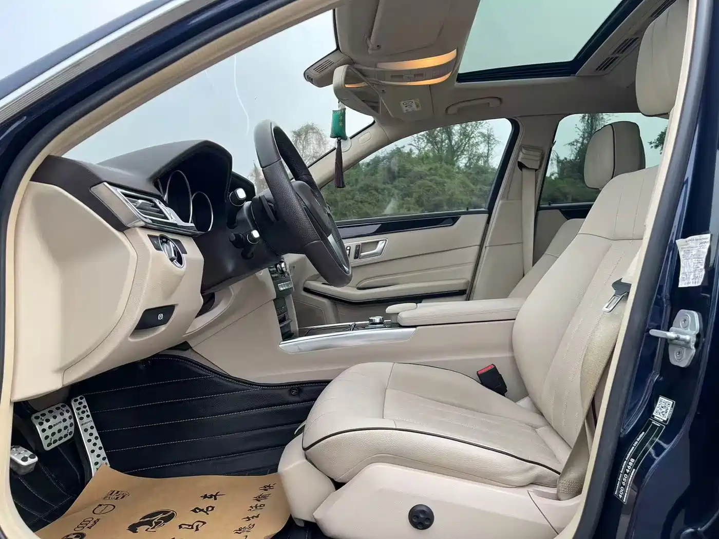 Mercedes-Benz E-Class 2015 E 260 L Sport фото 12
