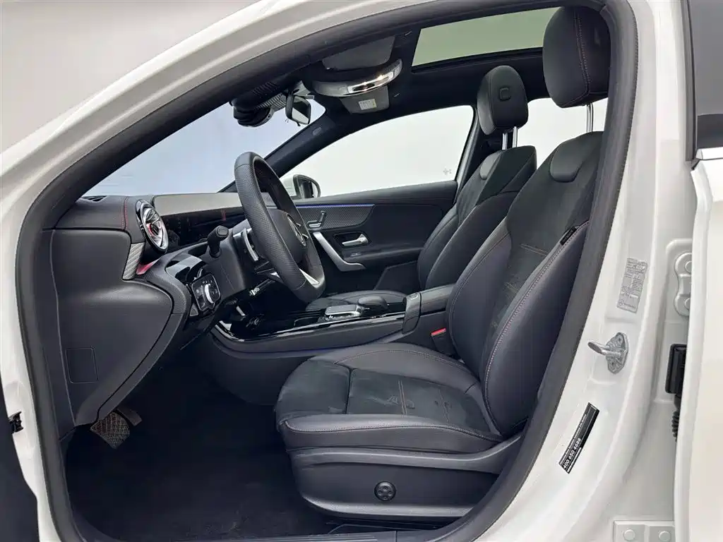 MERCEDES-BENZ CLASS A