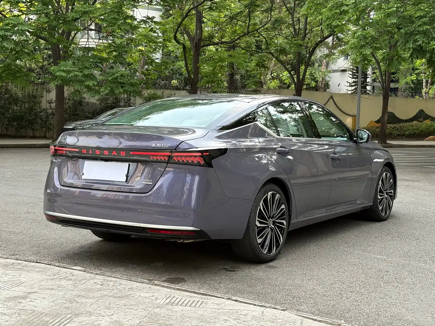 NISSAN TEANA