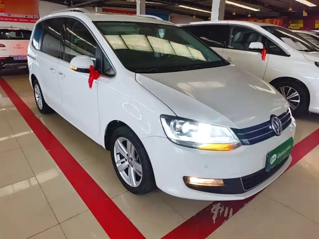 Volkswagen Sharan 2018 380TSI Comfort 7-Seater фото 4