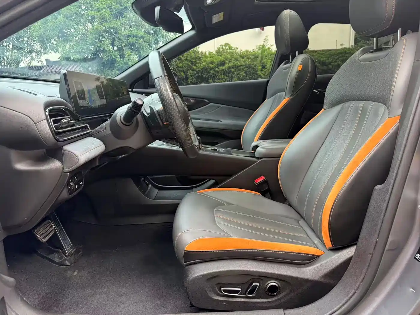 GAC Trumpchi Trumpchi Emkoo 2022 2022 270T DCT J16 R-style Track Edition