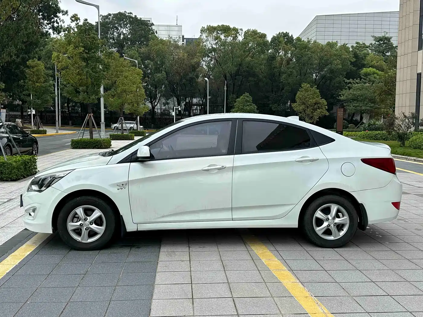Hyundai Verna 2016 1.4L Automatic Smart GLS фото 5