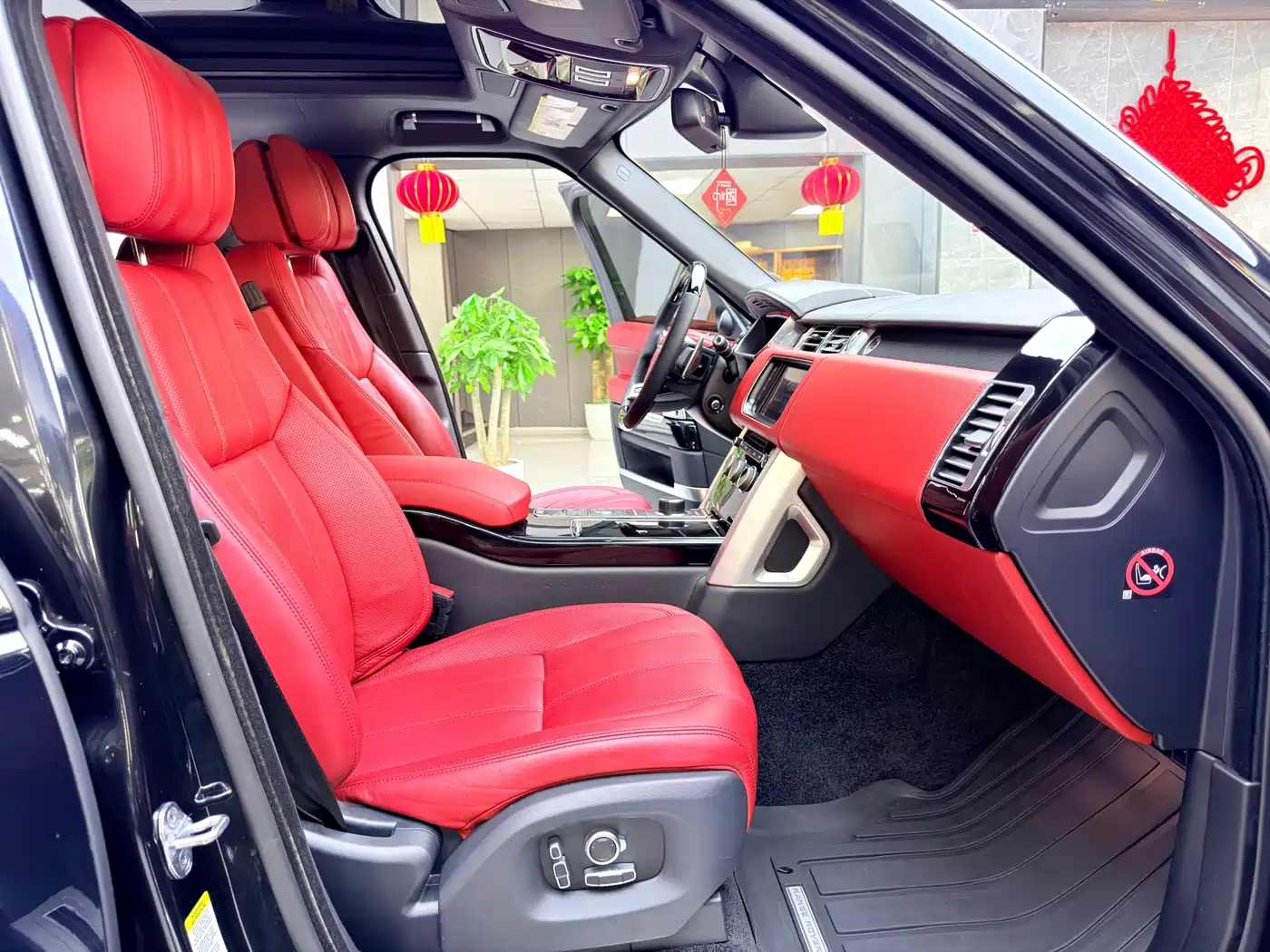 Фото 8 - Land Rover Range Rover