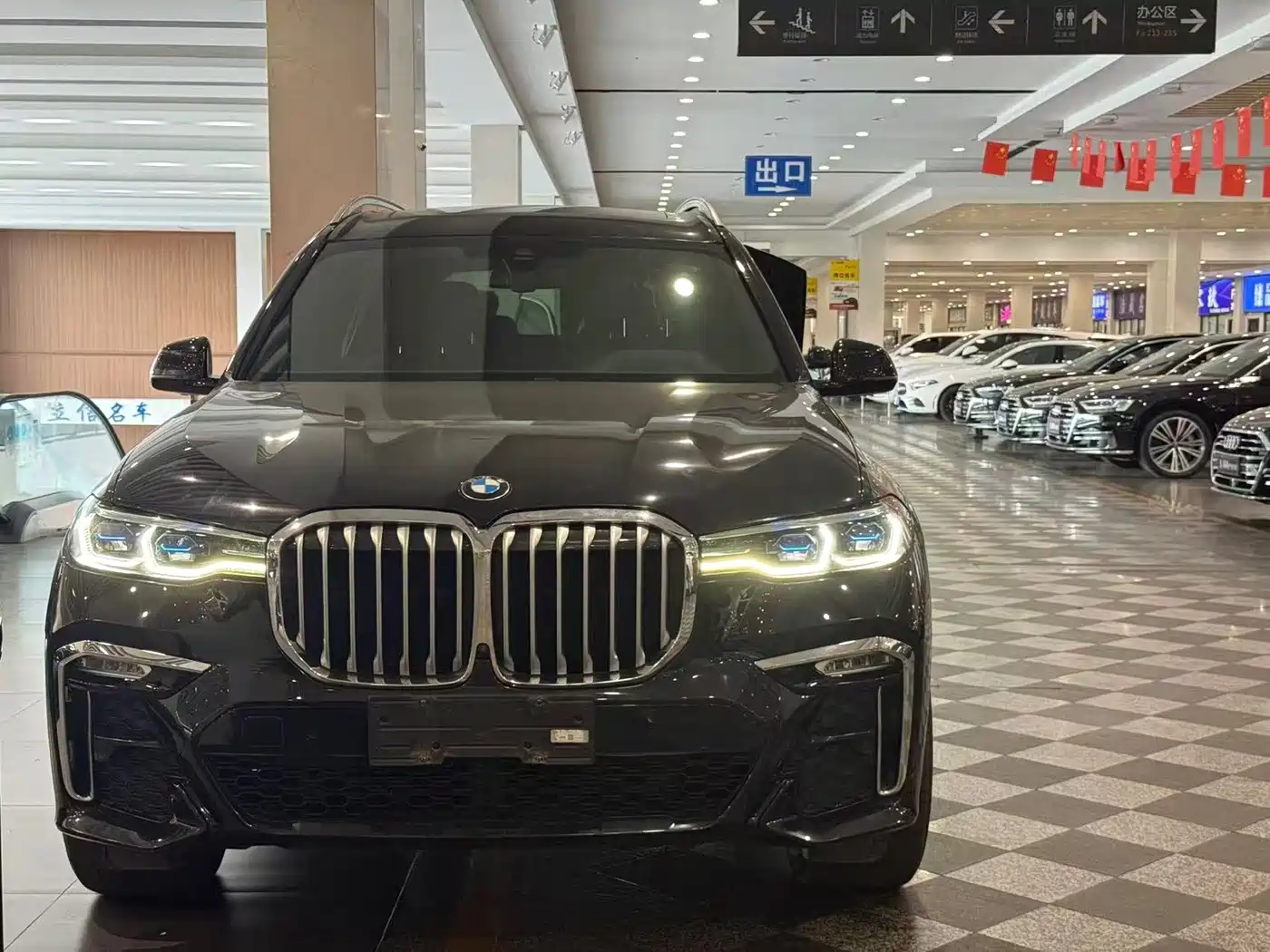 BMW X7 2019 2020 xDrive40i Custom Limited Edition M Sport Package