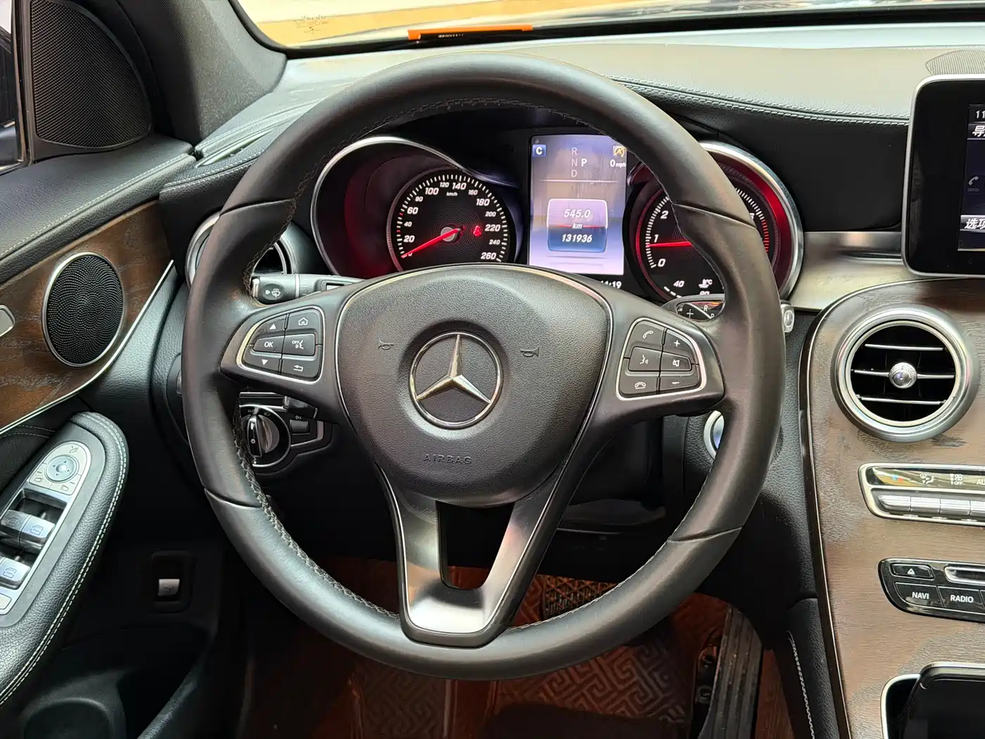 Mercedes-Benz GLC 2016 GLC 300 4MATIC Dynamic фото 15