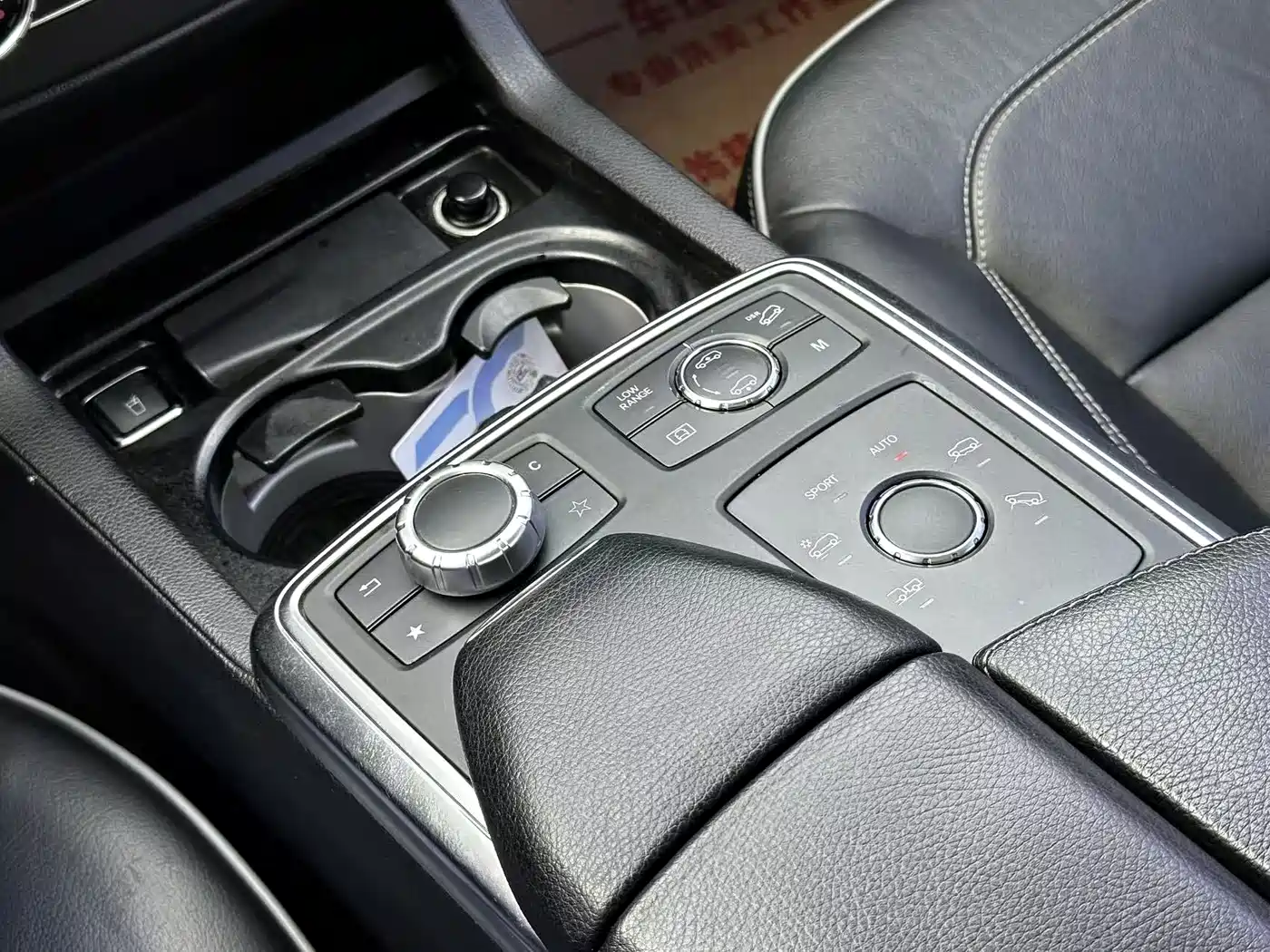 Mercedes-Benz M-Class 2012 Model ML 350 Luxury фото 17