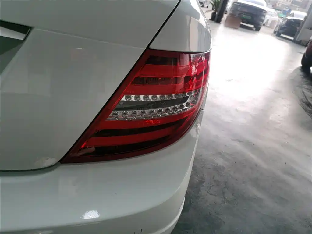 Mercedes-Benz C-Class 2013 C 260 Fashion Grand Edition фото 24