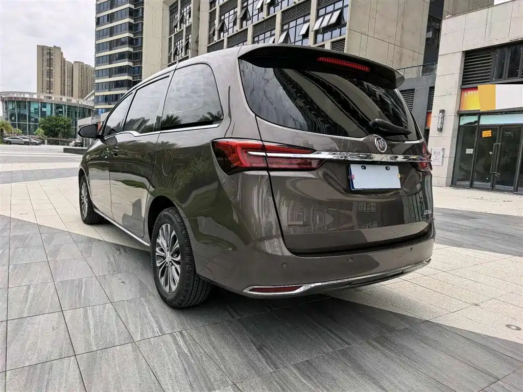 BUICK GL8