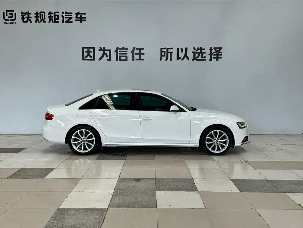 Audi A4L 2013 35 TFSI Automatic Standard фото 6