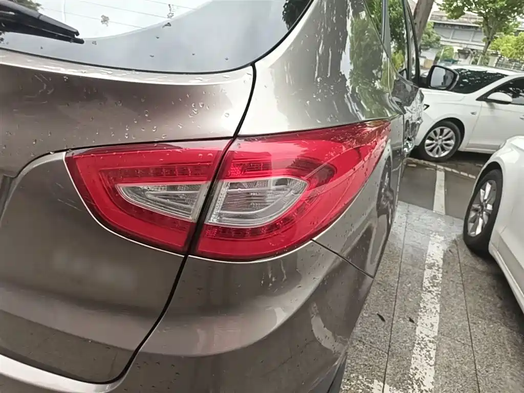 Hyundai Beijing Hyundai ix35 2013 2.0L Automatic 2WD Leading GLX China V фото 8