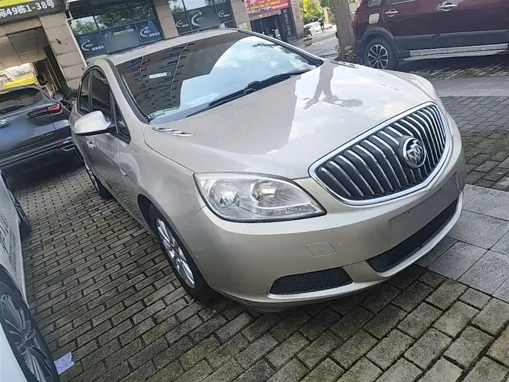 Buick Excelle 2013 Model GT 1.6L Manual Comfort фото 4