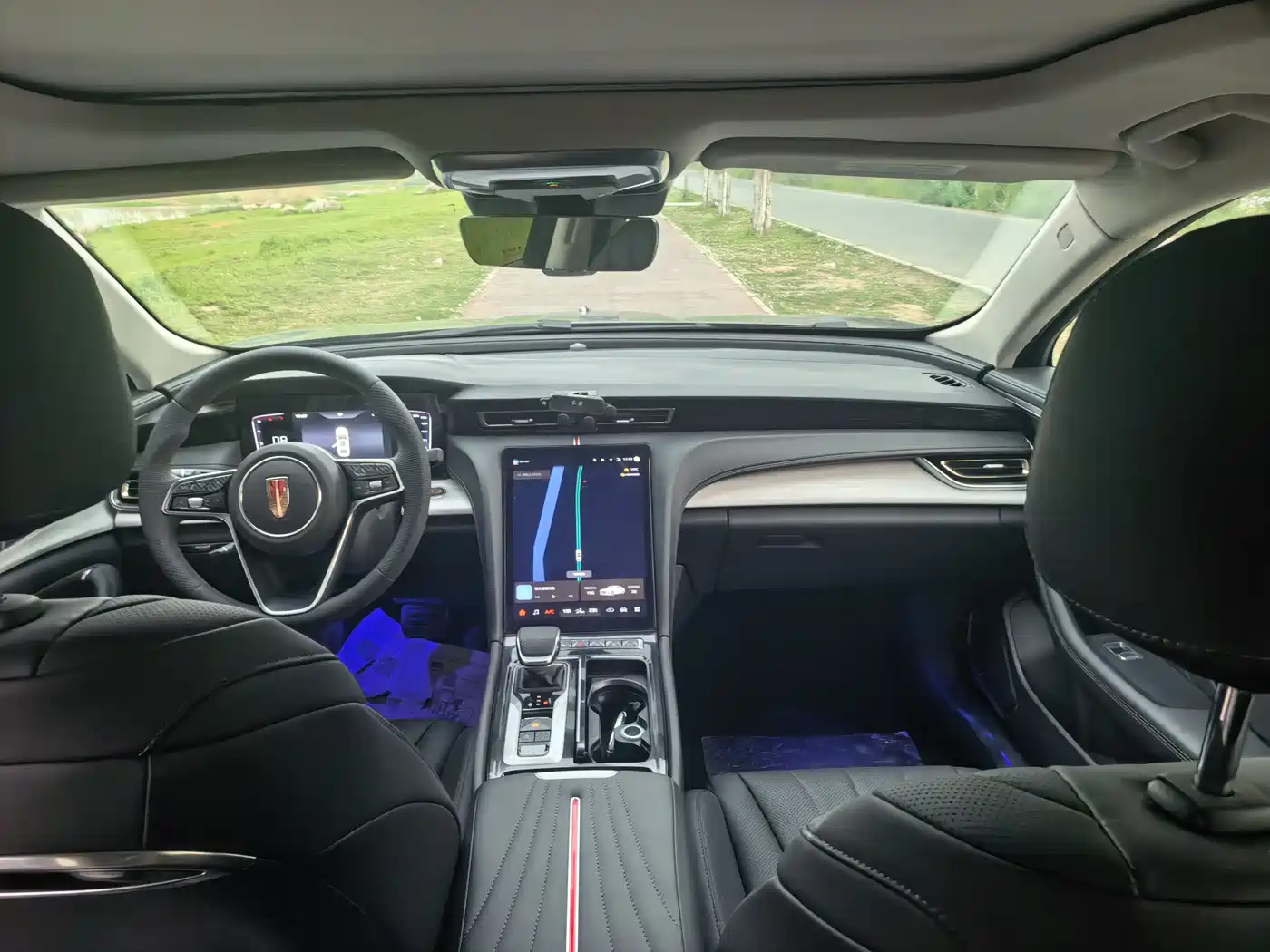 Hongqi H5 2025 1.5T DCT Flag Rhythm 500,000 Units Memorial Edition фото 7