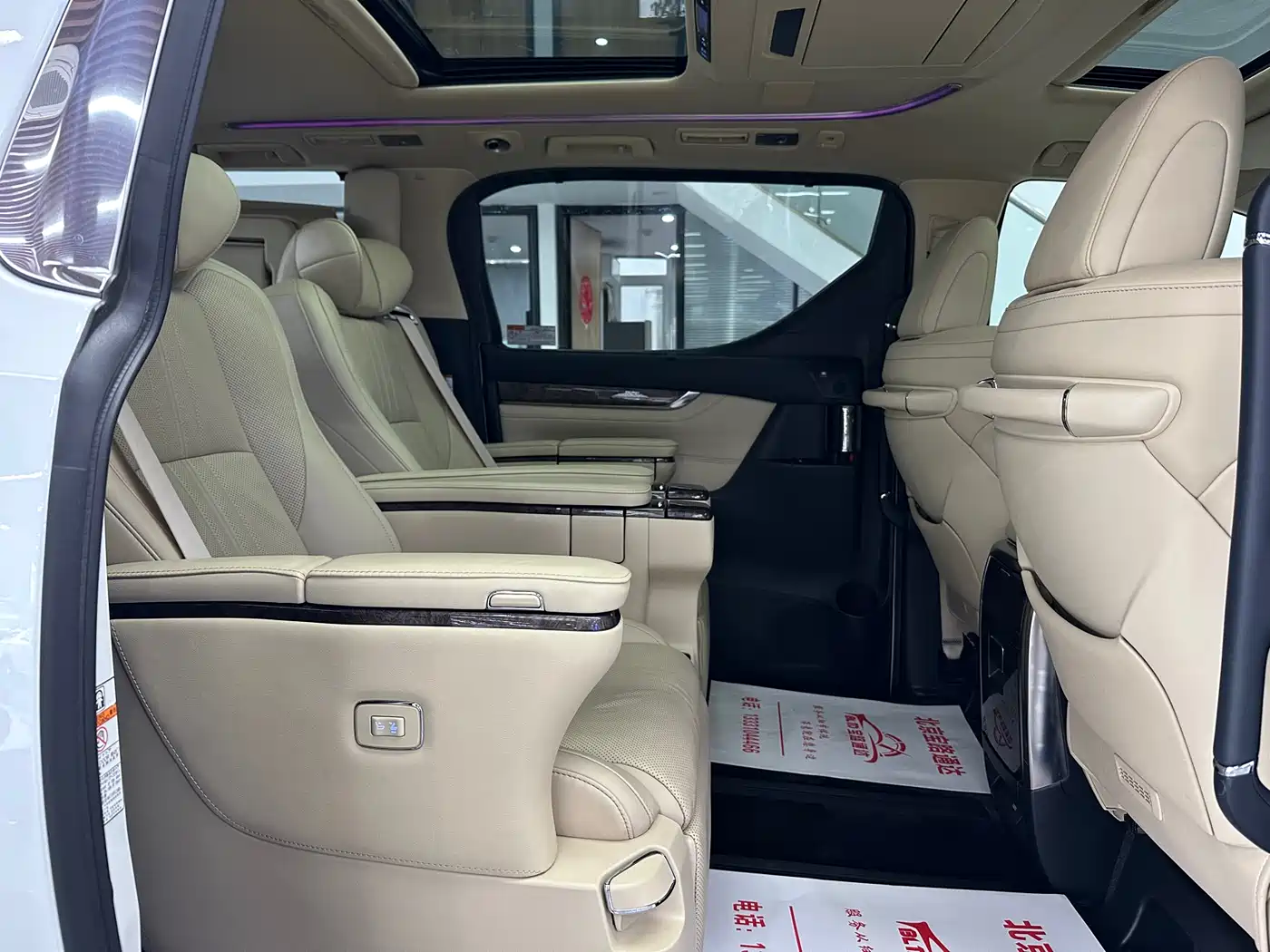 Toyota Alphard 2018 Facelift 3.5L Premium Edition фото 14