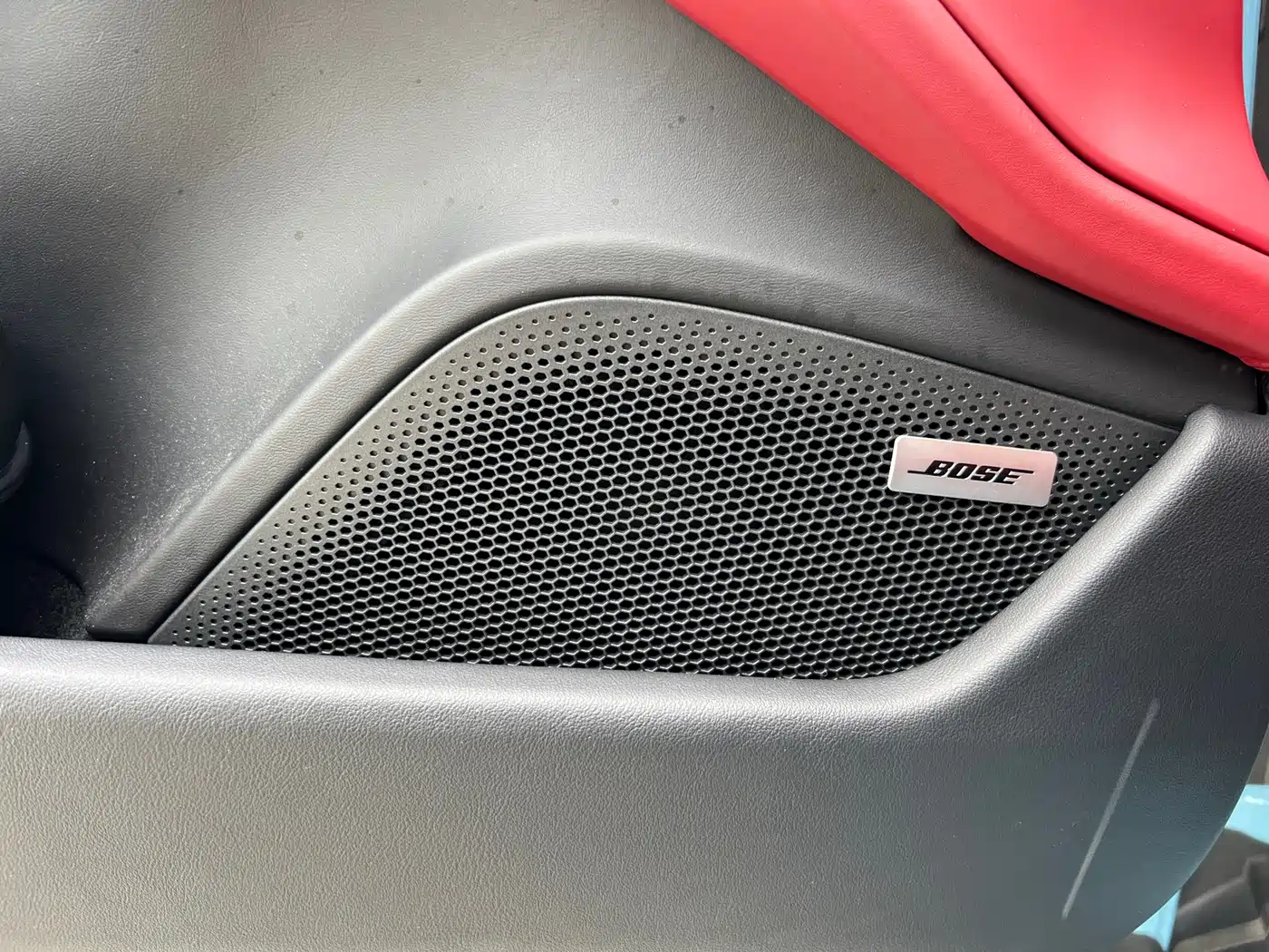Porsche Taycan 2022 Taycan фото 23