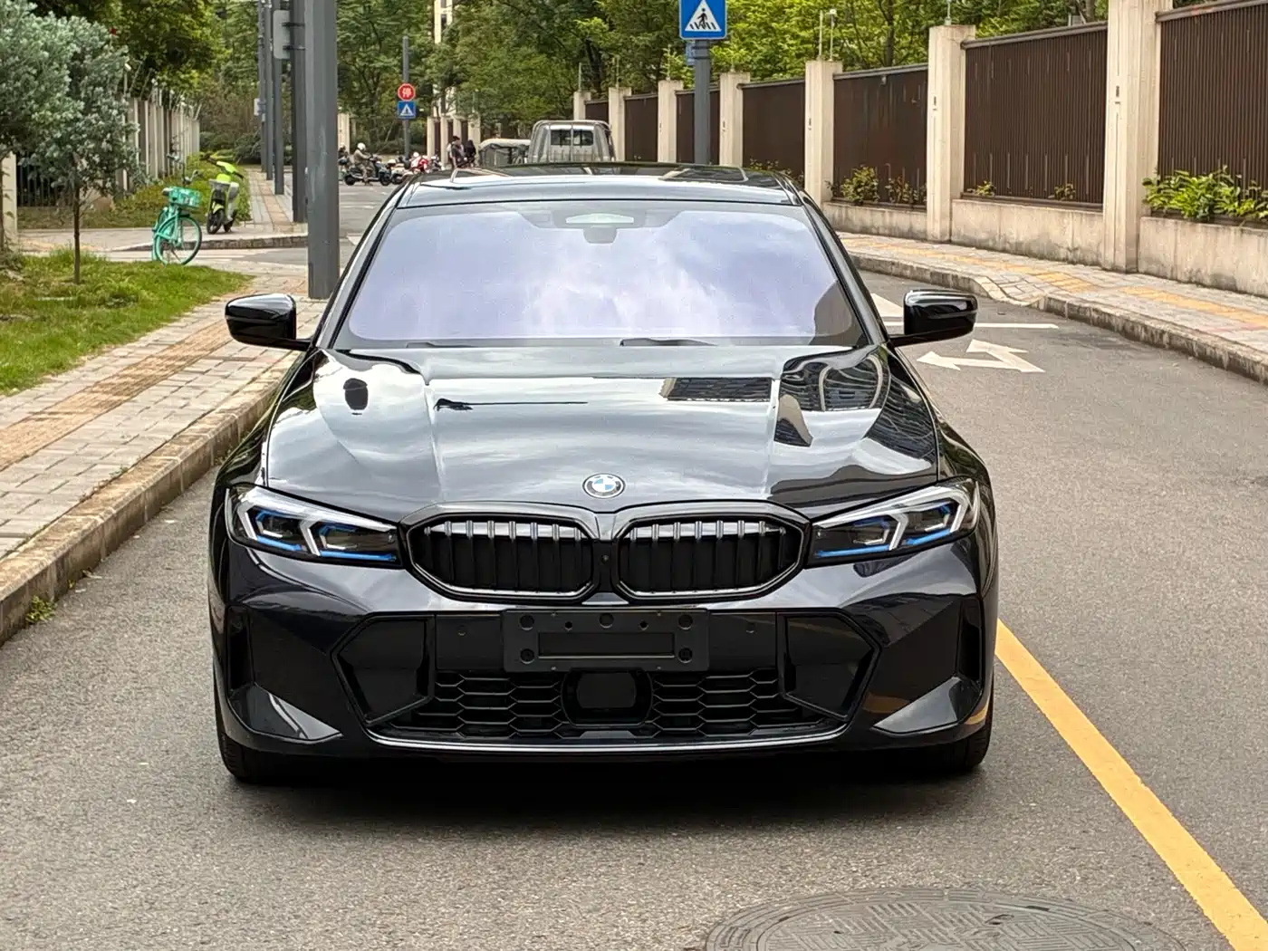 BMW 3-SERIES