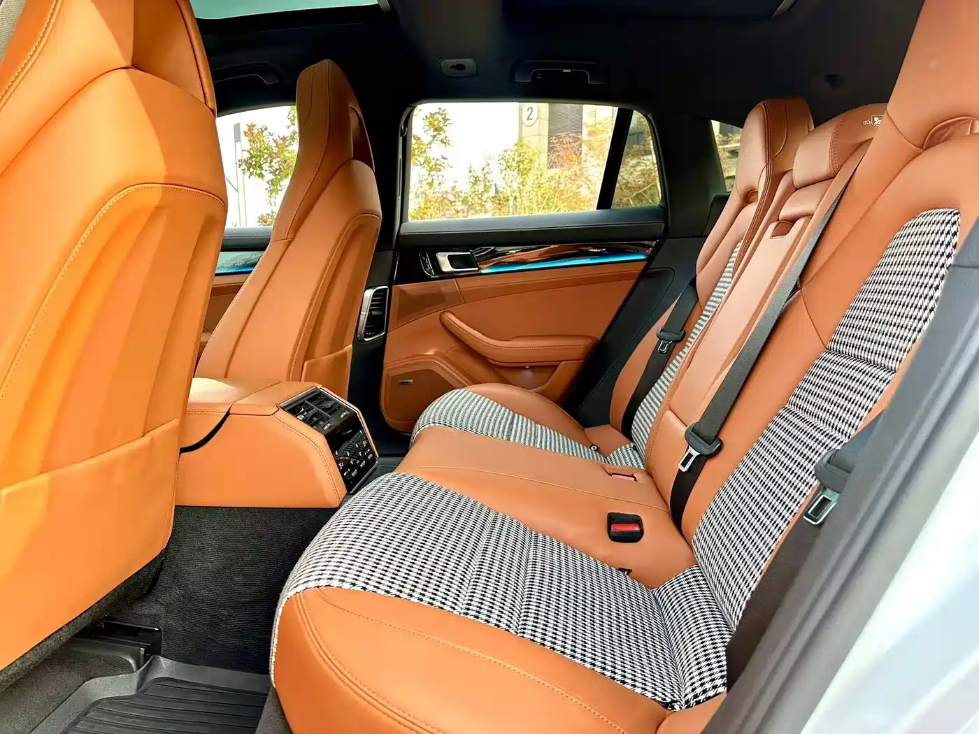 Porsche Panamera 2017 Panamera 4 Sport Turismo 3.0T фото 14
