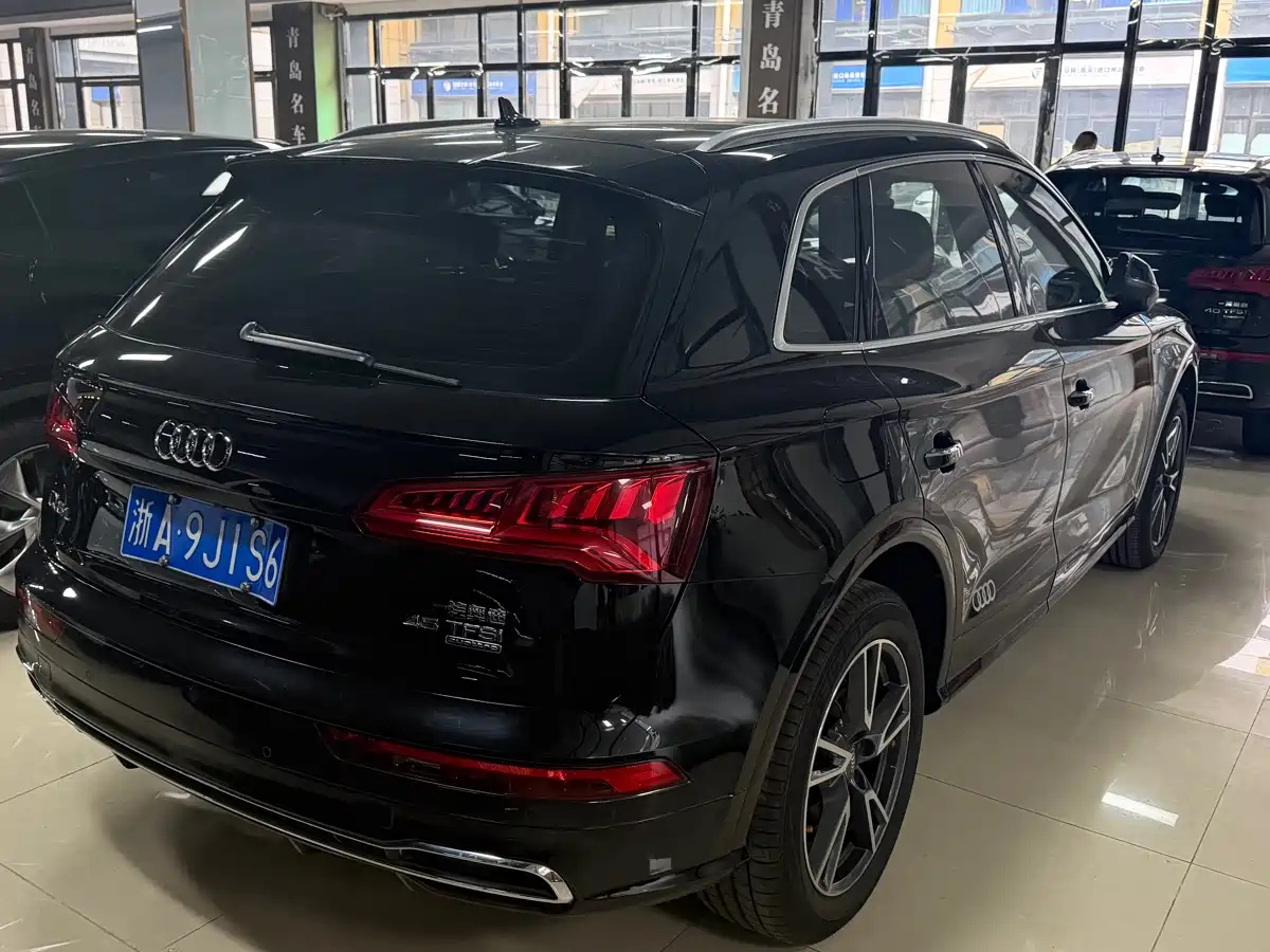 Audi Q5L 2018 40 TFSI Prestige Fashion (China V) фото 4