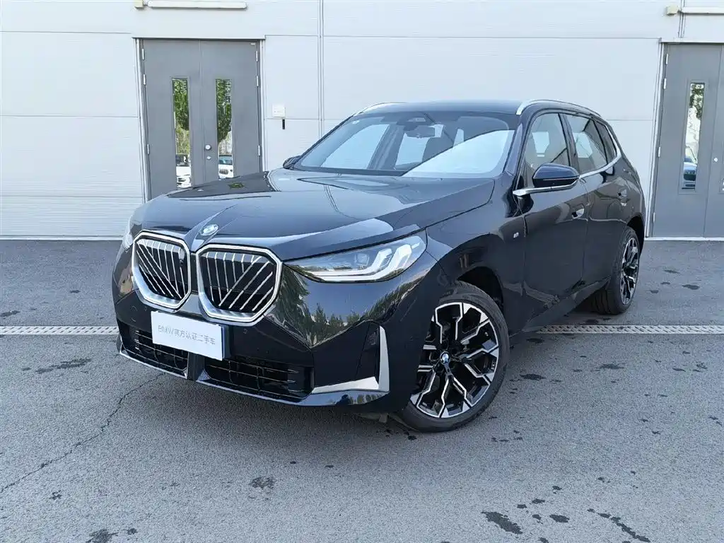 BMW X3 2025 xDrive30L Leading Model M Sport Black Package