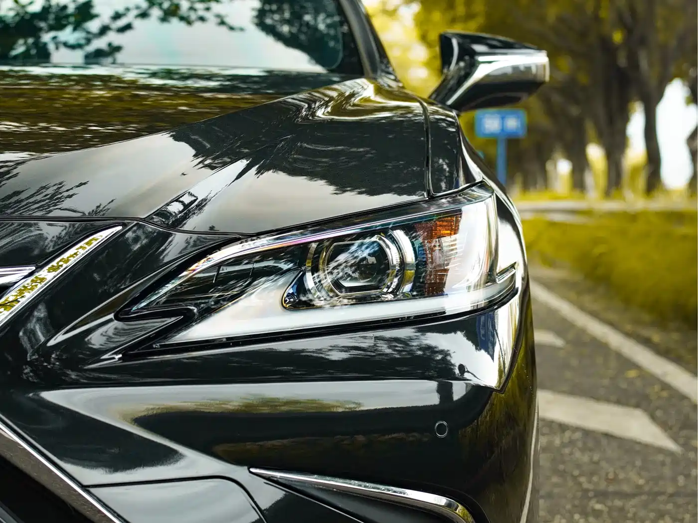 Lexus ES 2022 300h Excellence Edition фото 3