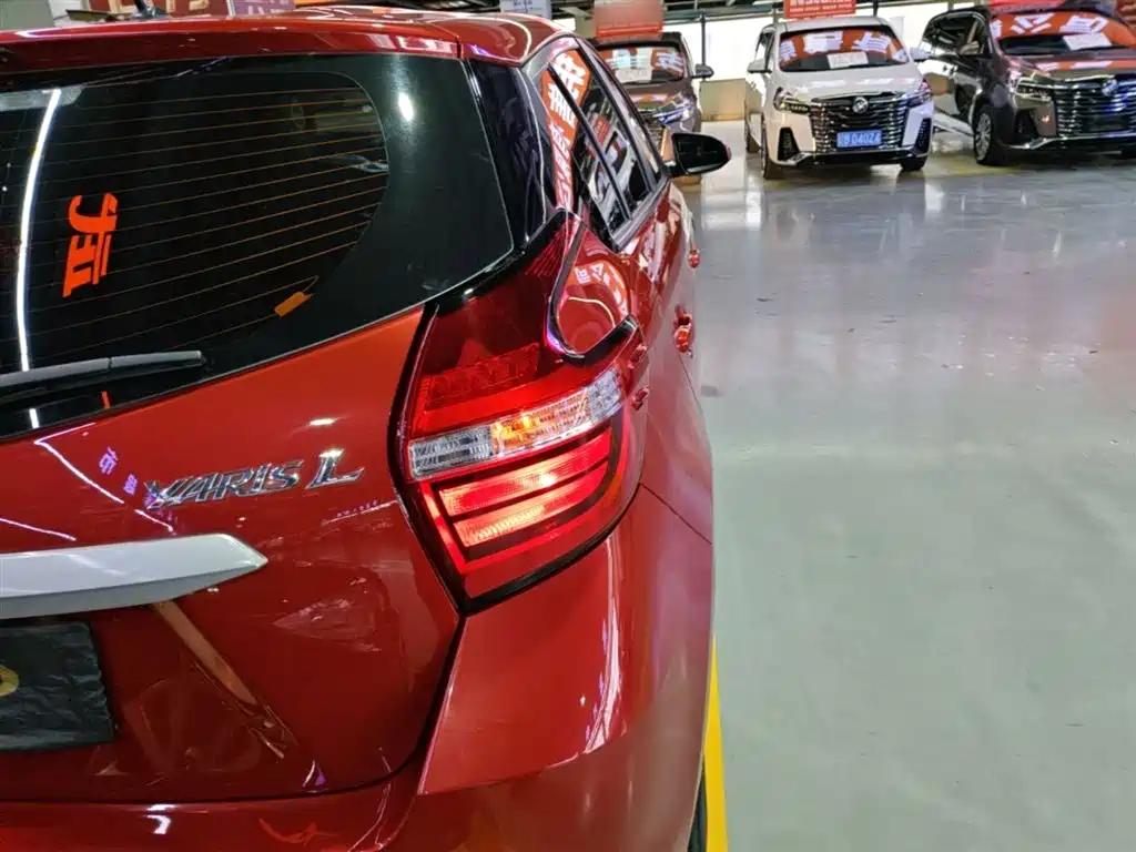 Toyota YARiS L Zhi Xuan 2019 1.5E CVT MeiDong Edition China VI фото 8