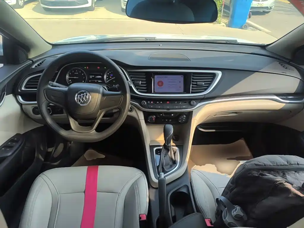 Фото 10 - Buick Excelle
