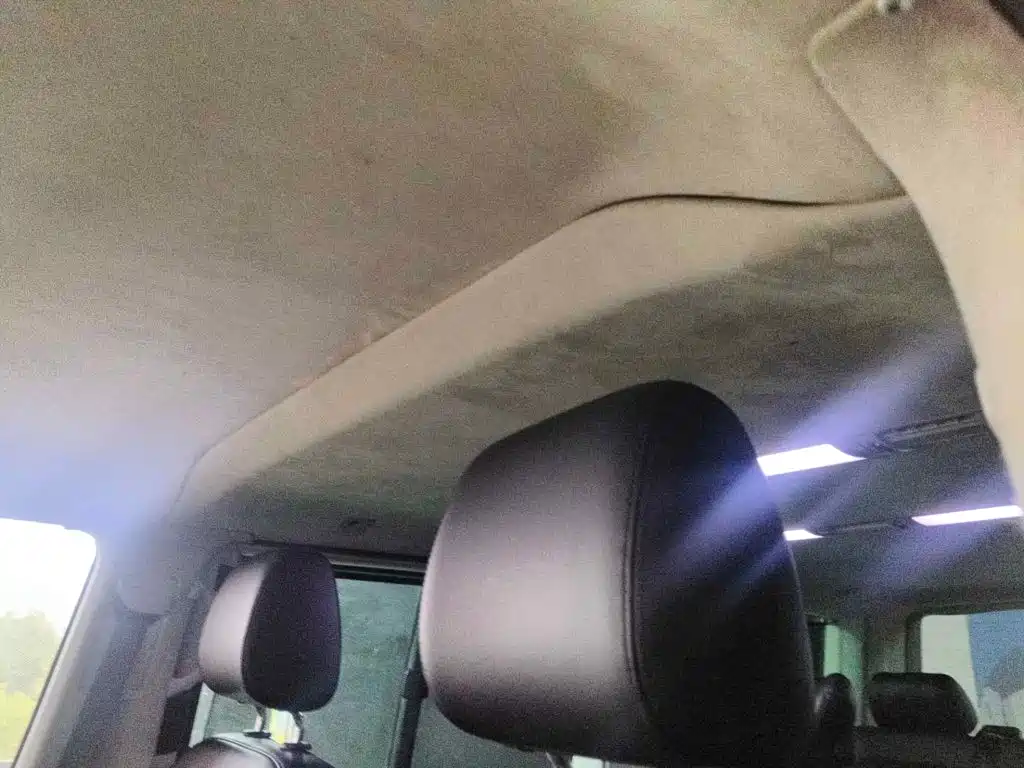 Photo 14 - Volkswagen Multivan