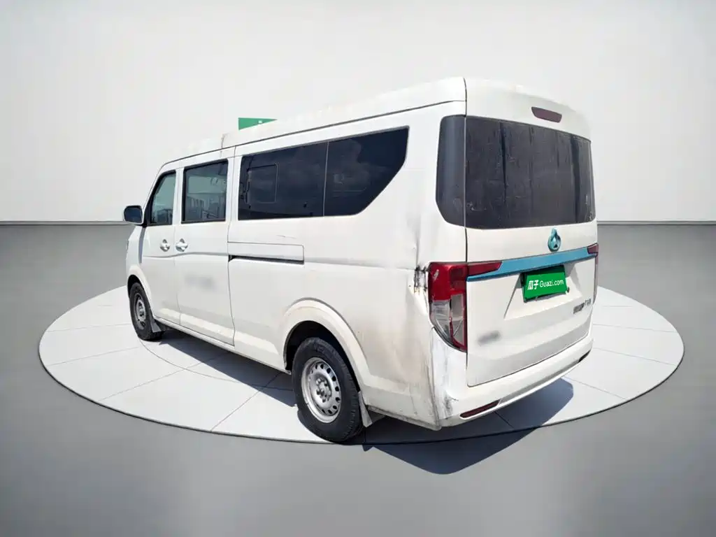 Changan Kuayue Kuayue Star V7 EV 2024 2024 Model 251km Hatchback Luxury 9-seater