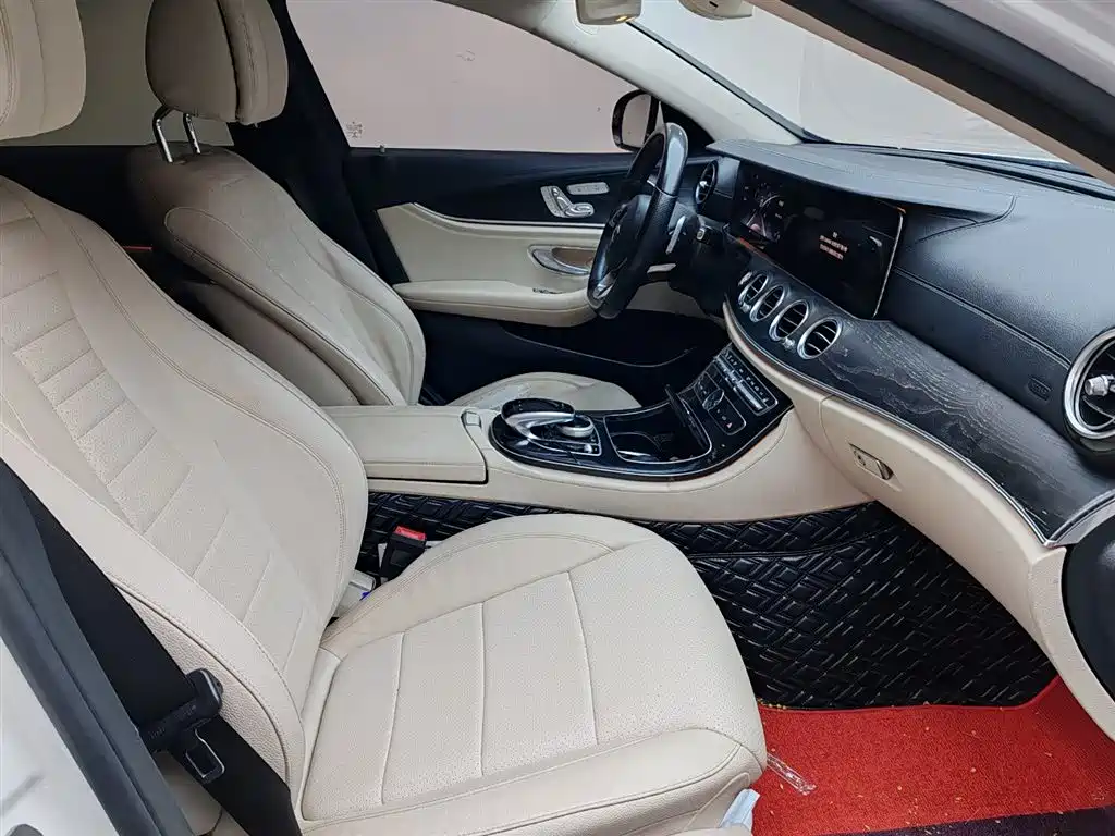 Mercedes-Benz E-Class 2017 E 300 L Sport Fashion фото 8