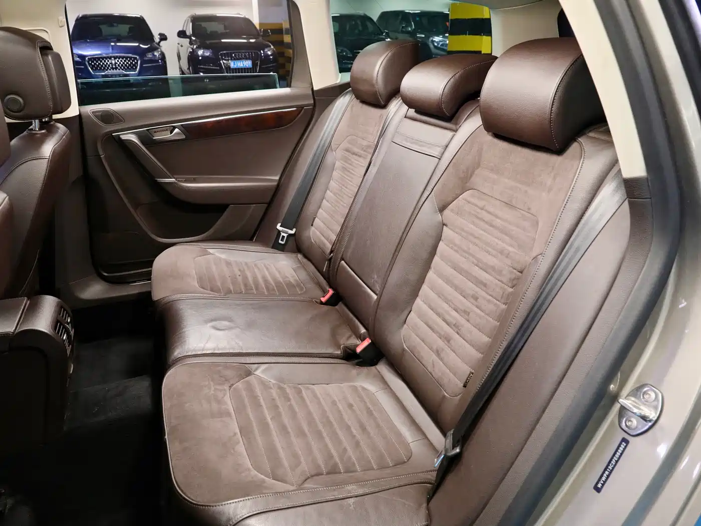 Volkswagen Magotan (Import) 2012 Wagon 2.0TSI Comfort фото 10