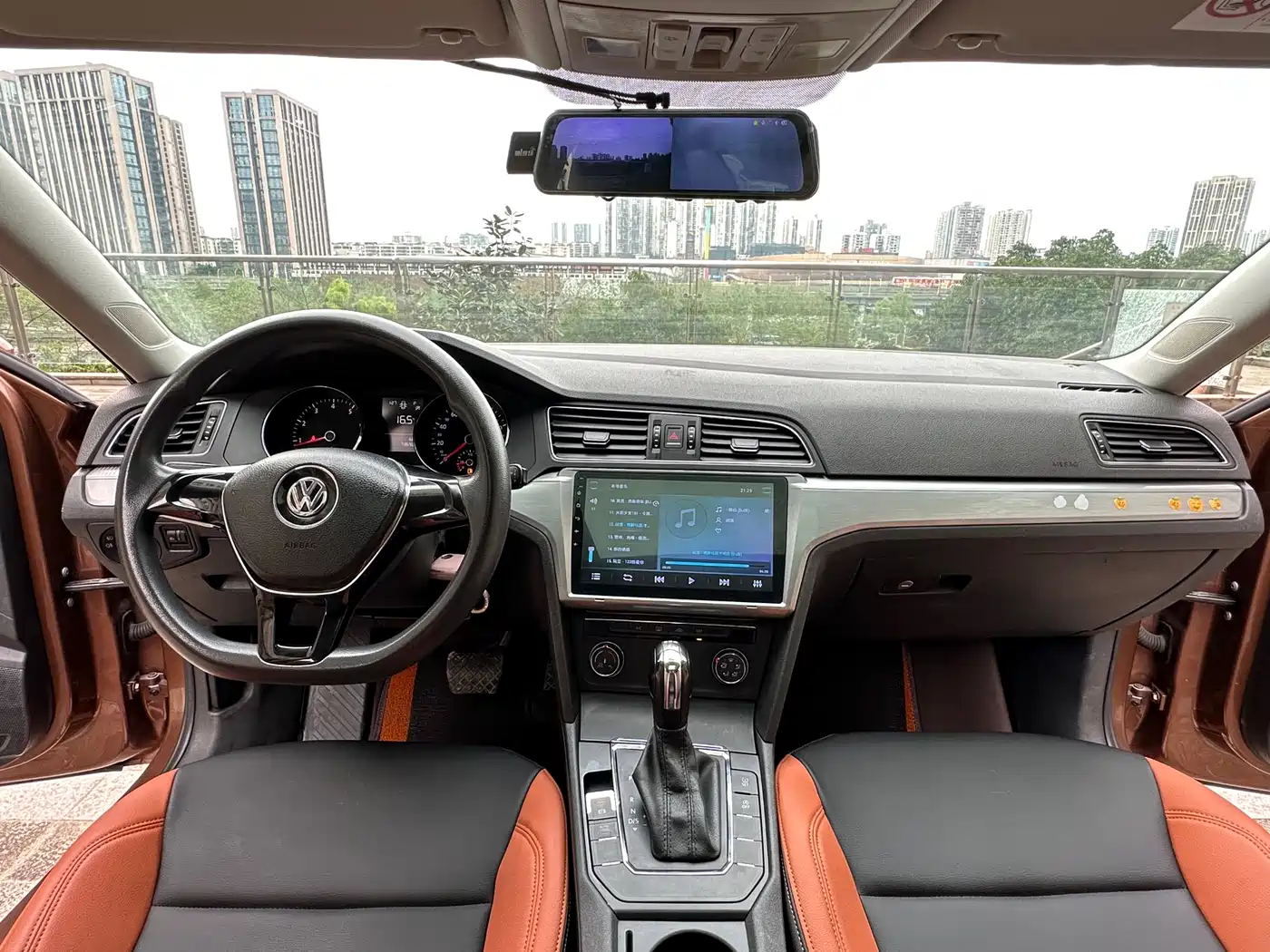 Volkswagen Lamando 2017 230TSI DSG Trend Edition фото 14