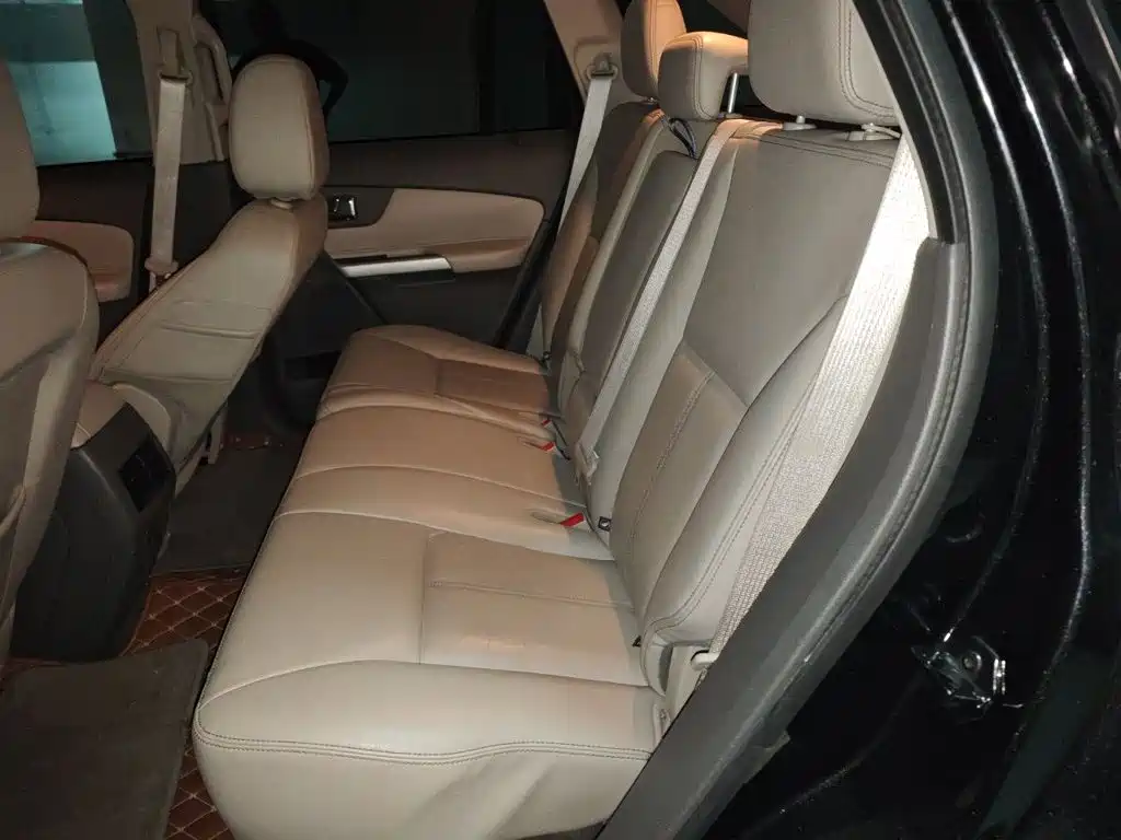 Ford Edge (Import) 2015 2012 2.0T Elite