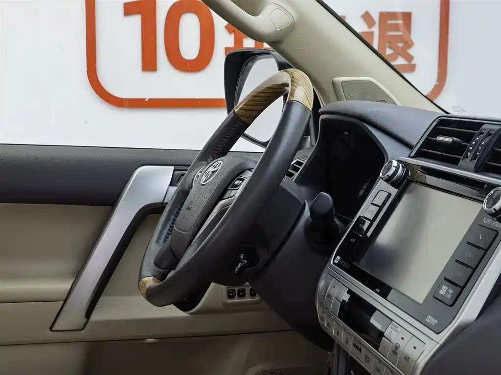 Toyota Prado 2018 3.5L Auto VX NAVI фото 22