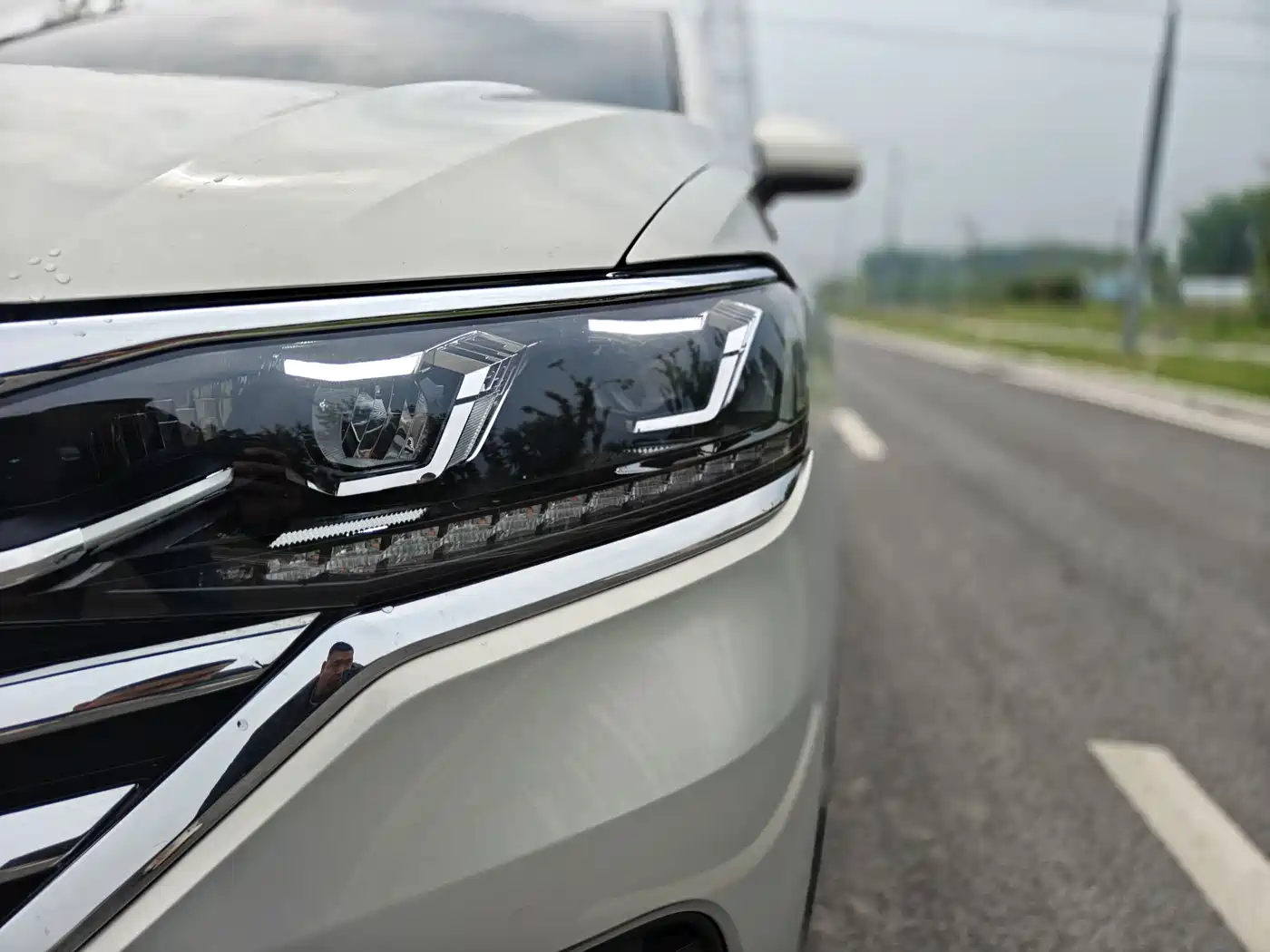 Volkswagen Viloran 2023 380TSI Prestige Edition фото 17
