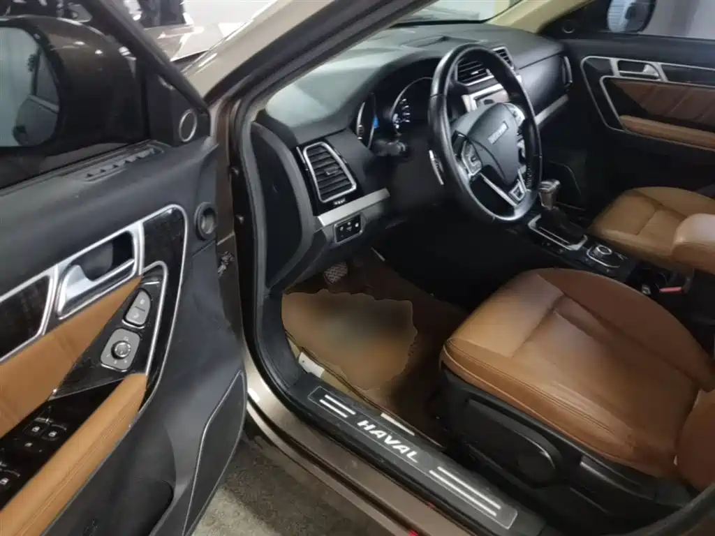Haval H6 Coupe 2016 Blue Label 1.5T Automatic 2WD Urban фото 16